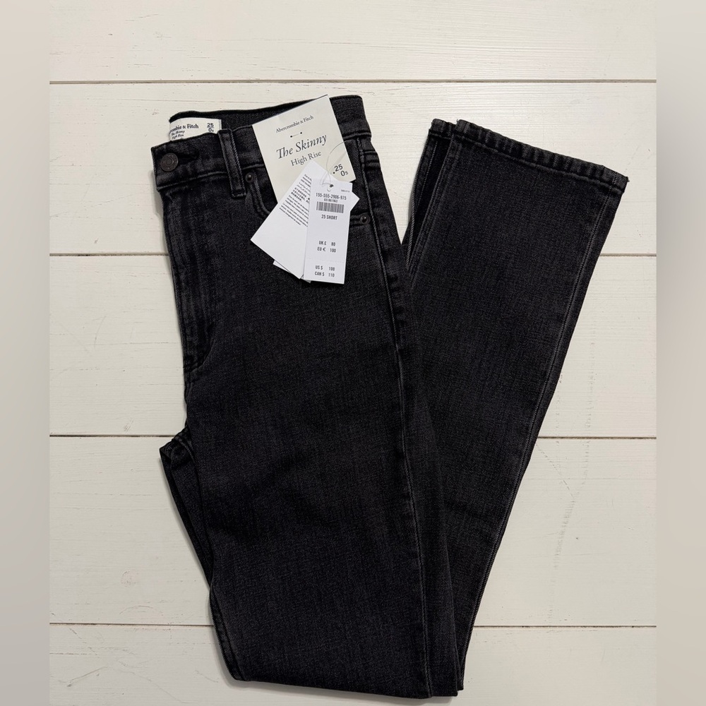 Abercrombie & Fitch The Skinny Jeans